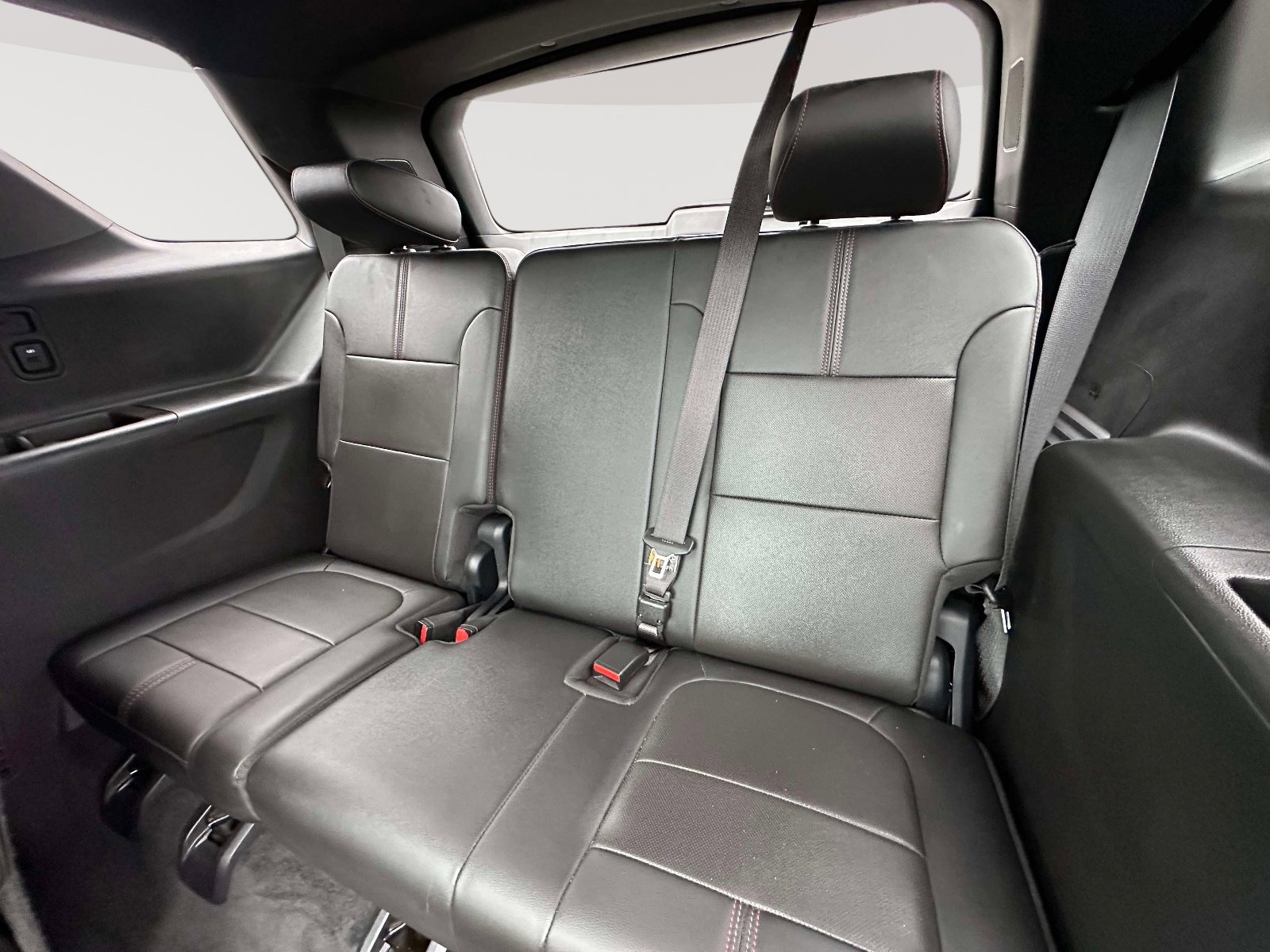 Certified 2023 Chevrolet Traverse RS image 37