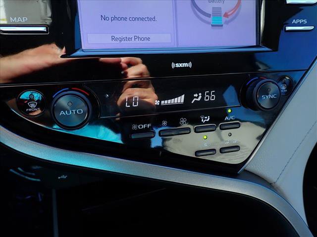 Used 2020 Toyota Camry SE FWD image 19