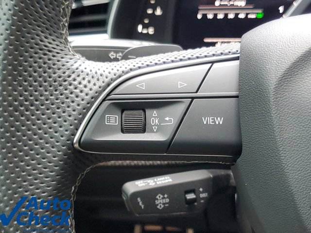 Used 2023 Audi SQ7 Prestige AWD/4WD image 23