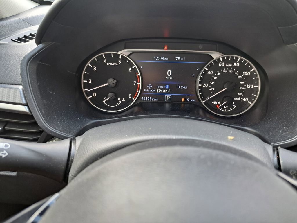 Used 2023 Nissan Altima 2.5 SR image 12