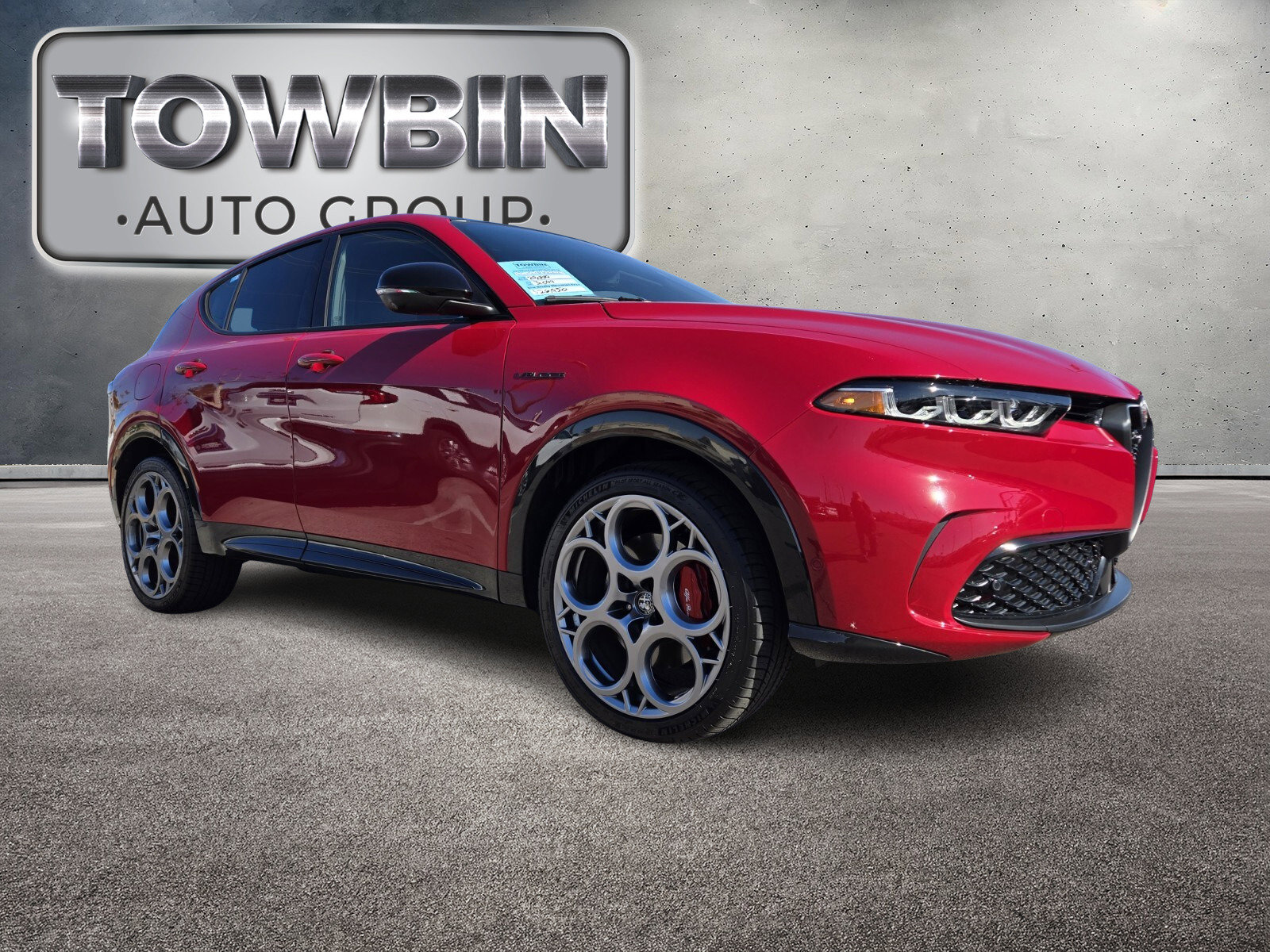 Used 2024 Alfa Romeo Tonale Veloce image 2