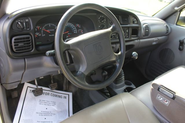Used 2001 Dodge Ram 2500 Truck ST image 19