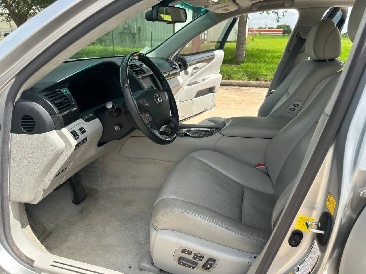 Used 2011 Lexus LS 460 L w/ Rear Seat Upgrade Pkg AWD/4WD image 11
