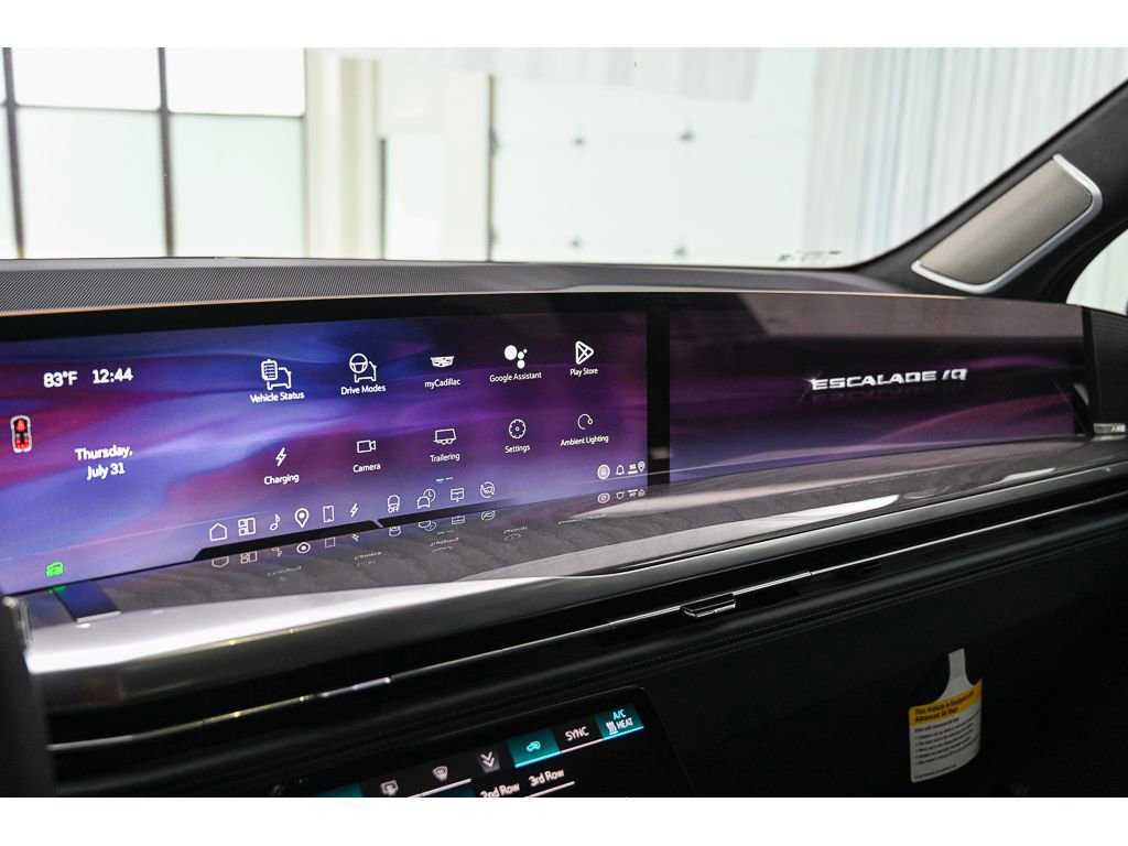 New 2026 Cadillac Escalade IQ Sport 2 w/ LPO, ONYX Package image 47