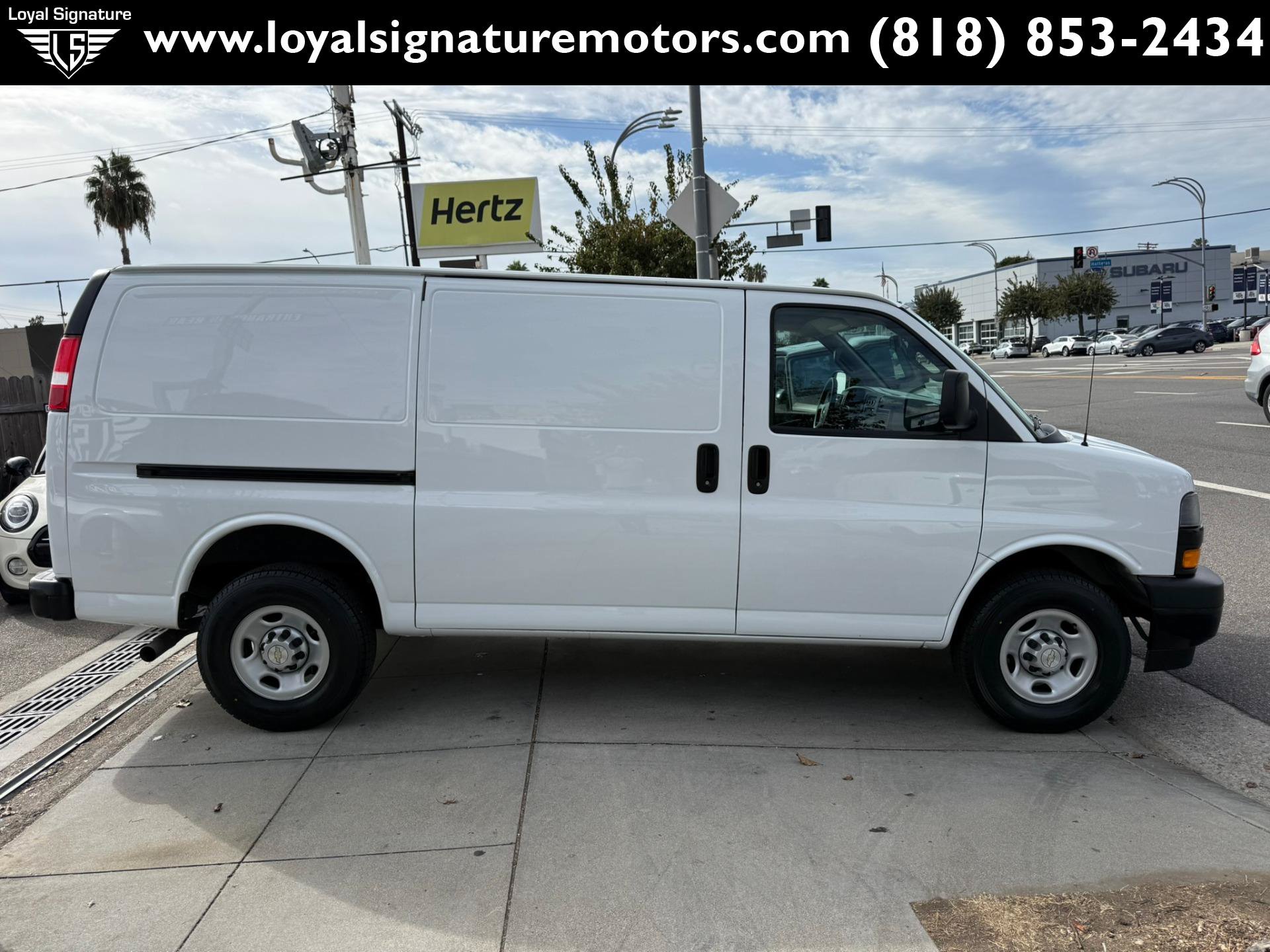 Used 2022 Chevrolet Express 2500 w/ Driver Convenience Package RWD image 14