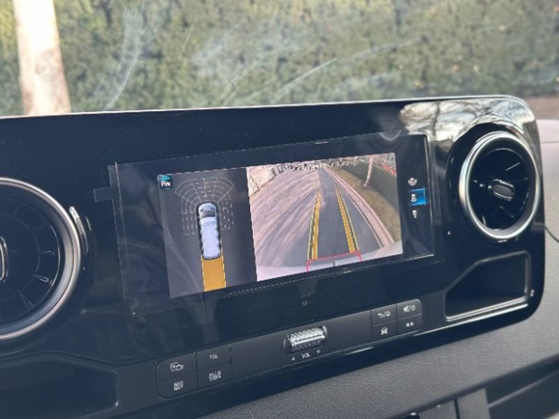 Used 2023 Mercedes-Benz Sprinter 3500 w/ Parking Package image 18