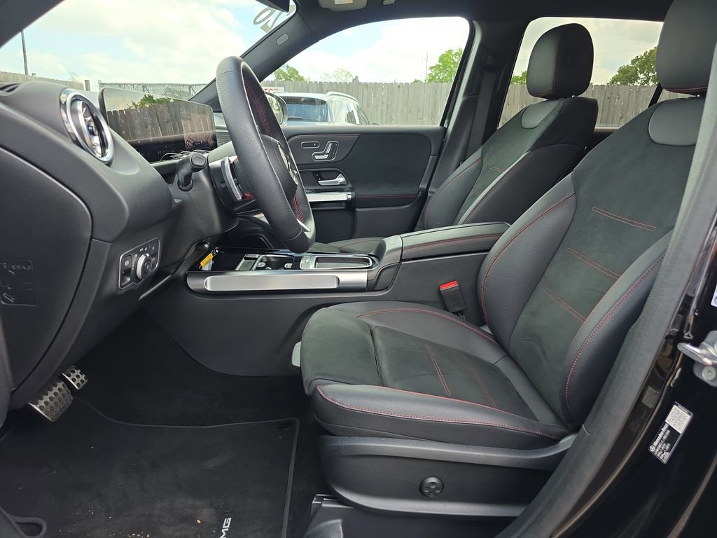 Certified 2026 Mercedes-Benz GLB 250 4MATIC image 10