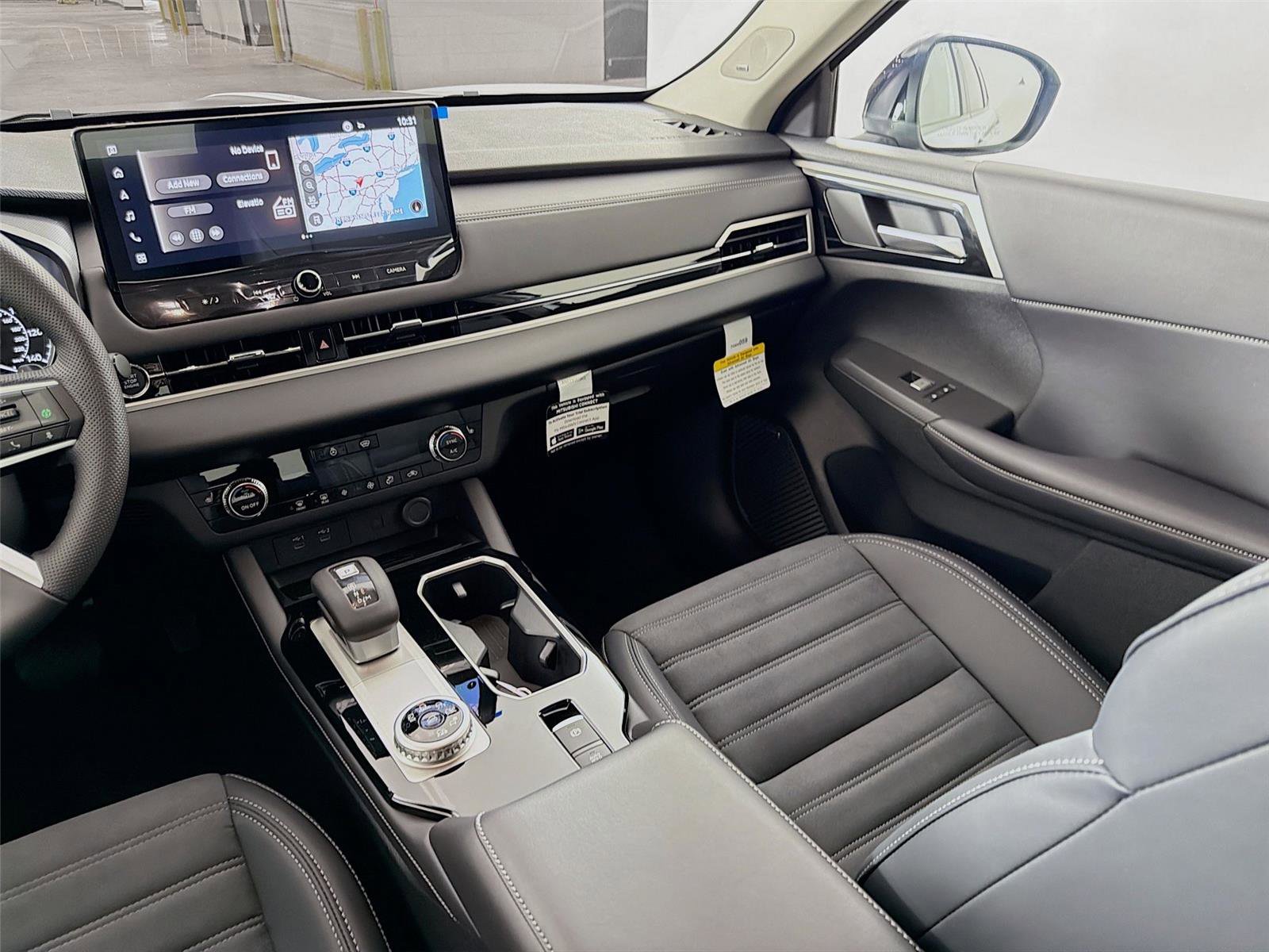 New 2026 Mitsubishi Outlander AWD image 26