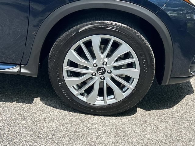 Certified 2025 INFINITI QX50 Luxe AWD/4WD image 9