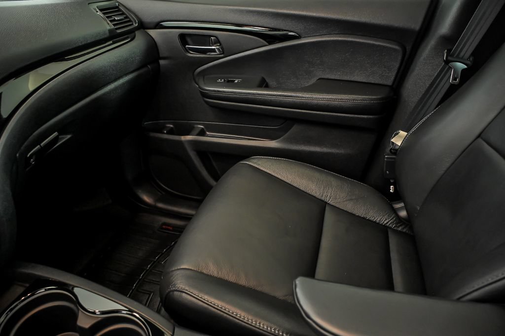 Used 2020 Honda Pilot Touring image 28