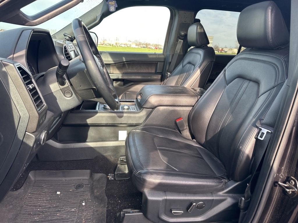 Used 2021 Ford Expedition Limited image 15
