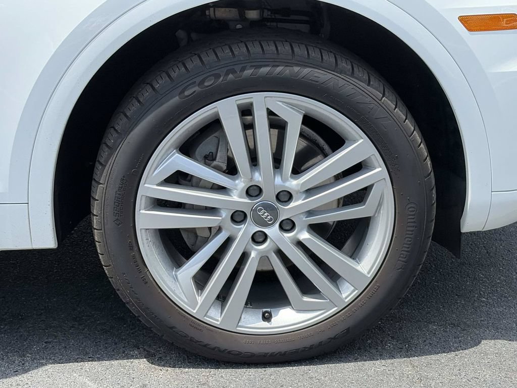 Used 2018 Audi Q5 Prestige w/ Prestige Package AWD/4WD image 10