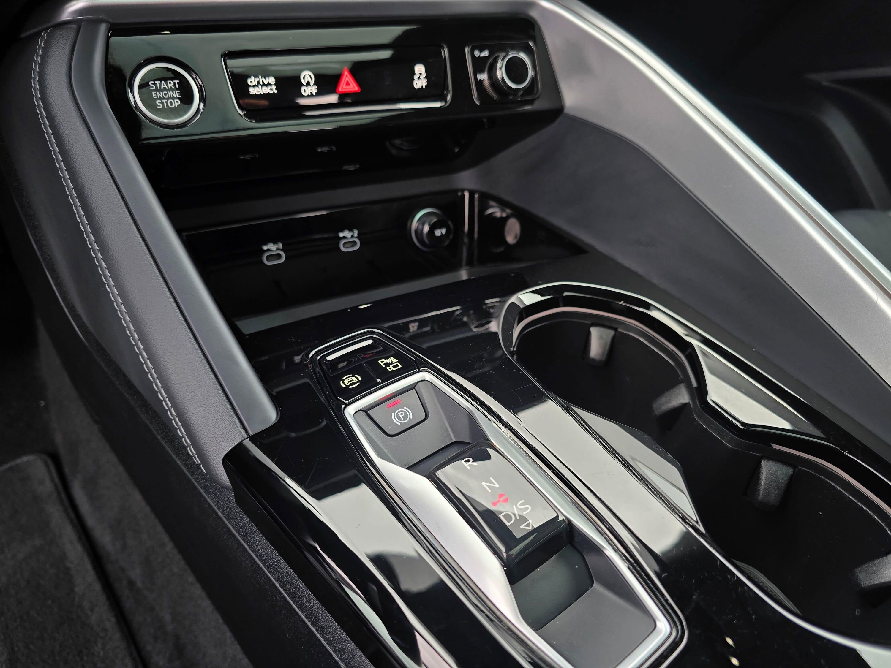 Certified 2025 Audi Q5 Premium w/ Convenience Package image 16