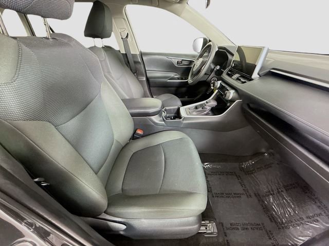 Certified 2025 Toyota RAV4 LE image 26