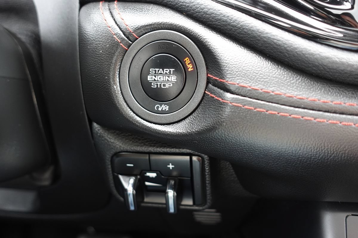 Used 2025 Dodge Durango R/T w/ Blacktop Package AWD/4WD image 44