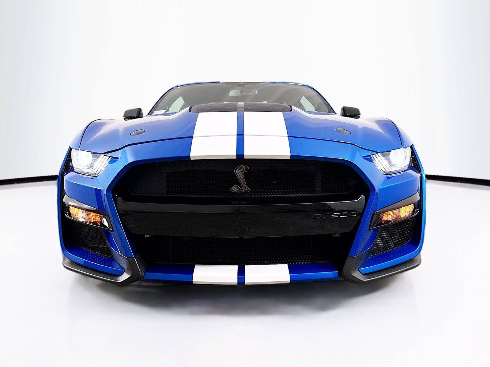Used 2020 Ford Mustang Shelby GT500 w/ Carbon Fiber Track Pack RWD image 24
