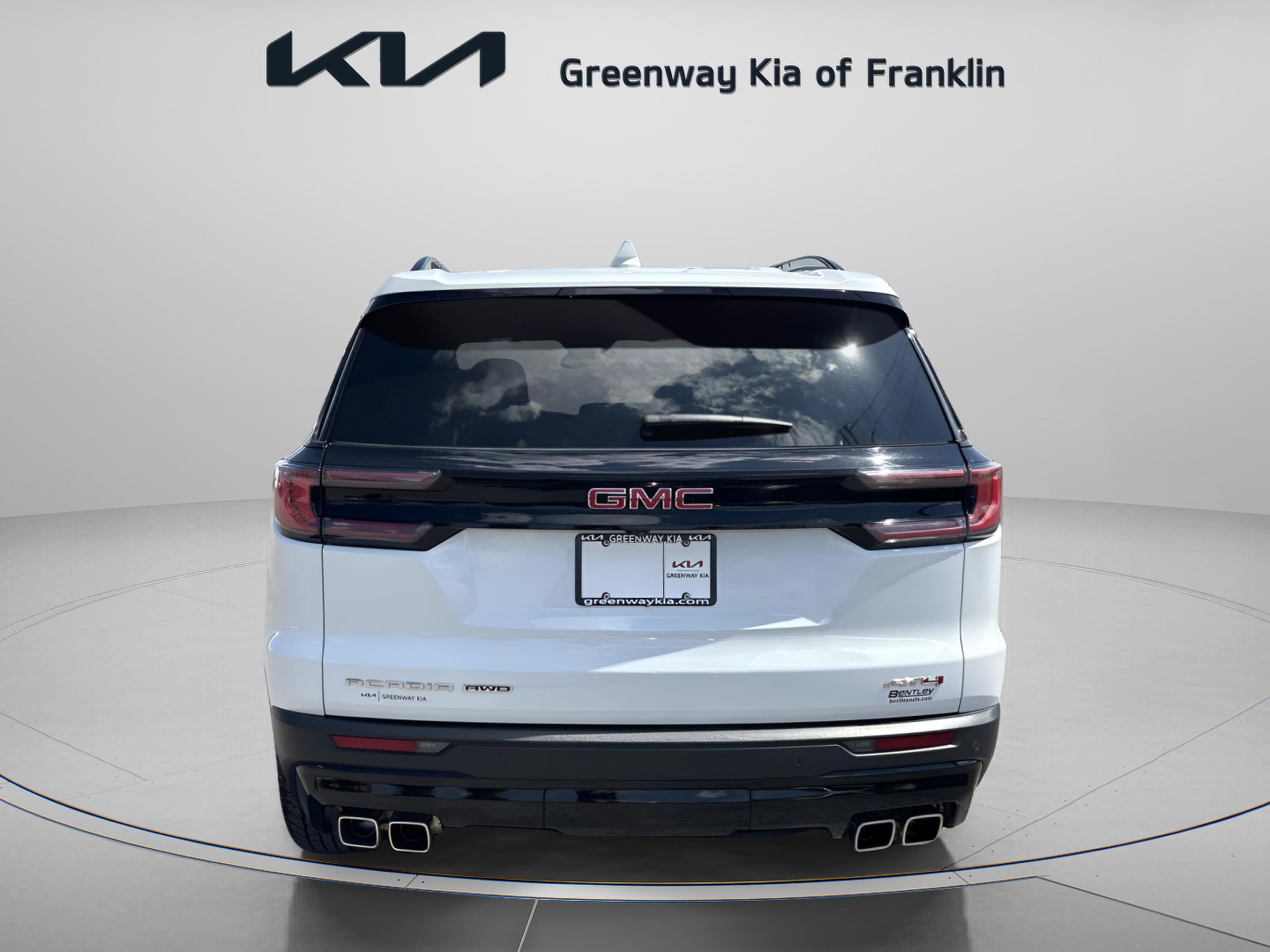 Used 2025 GMC Acadia AT4 AWD/4WD image 6