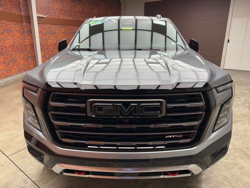 Used 2026 GMC Yukon AT4 Ultimate w/ LPO, Illumination Package AWD/4WD image 9