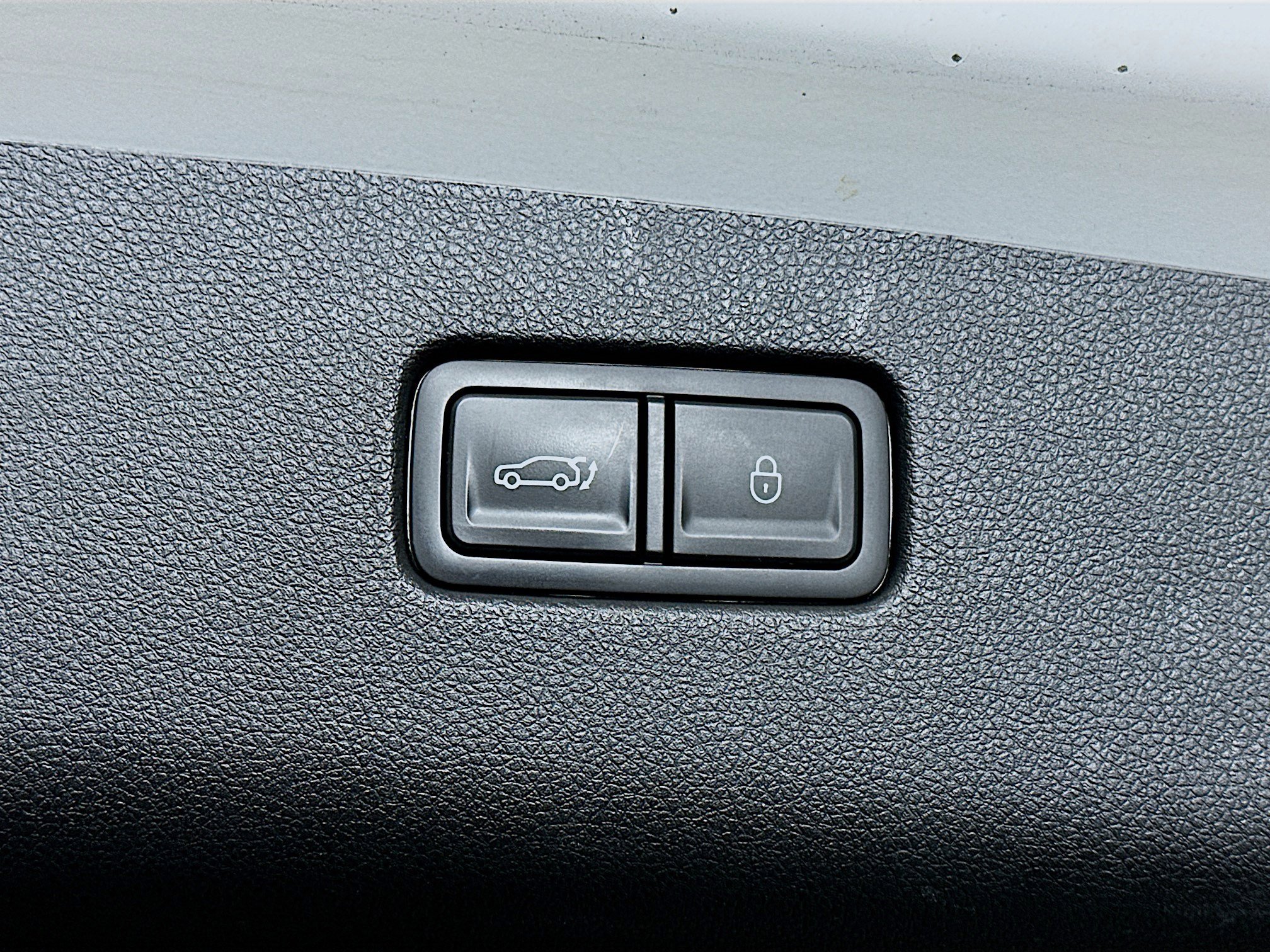 Used 2023 Genesis GV70 2.5T AWD/4WD image 31