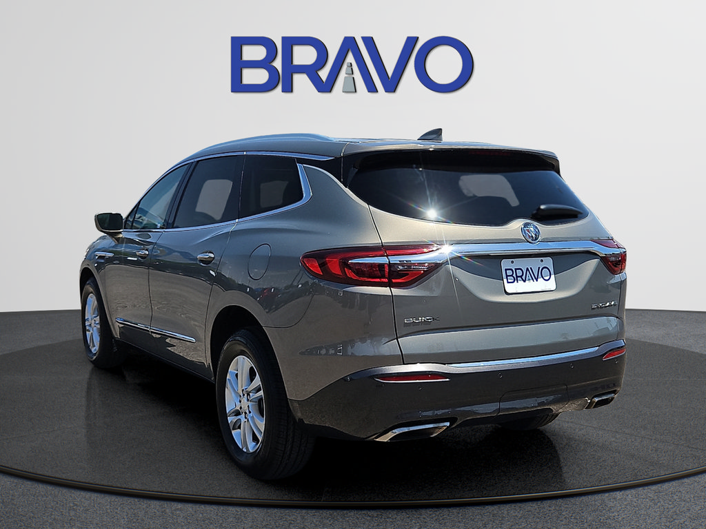 Used 2018 Buick Enclave Essence FWD image 3