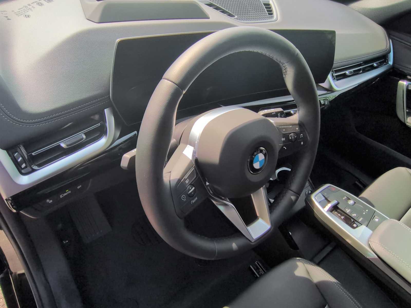 New 2026 BMW X1 xDrive28i AWD/4WD image 10