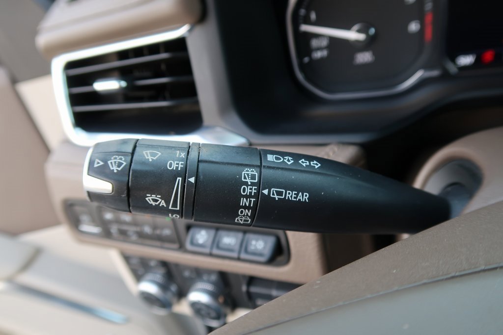 Used 2021 GMC Yukon Denali w/ Denali Ultimate Package image 20