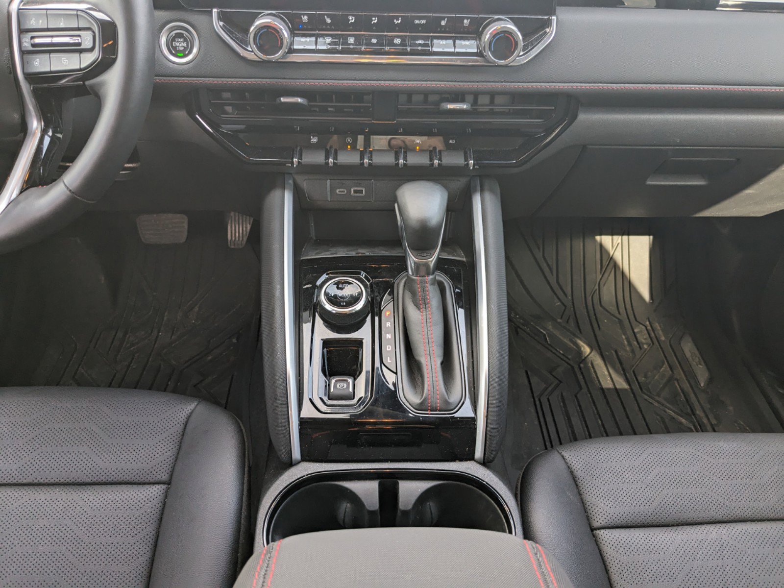 Certified 2023 Chevrolet Colorado Z71 w/ Z71 Convenience Package 2 image 17