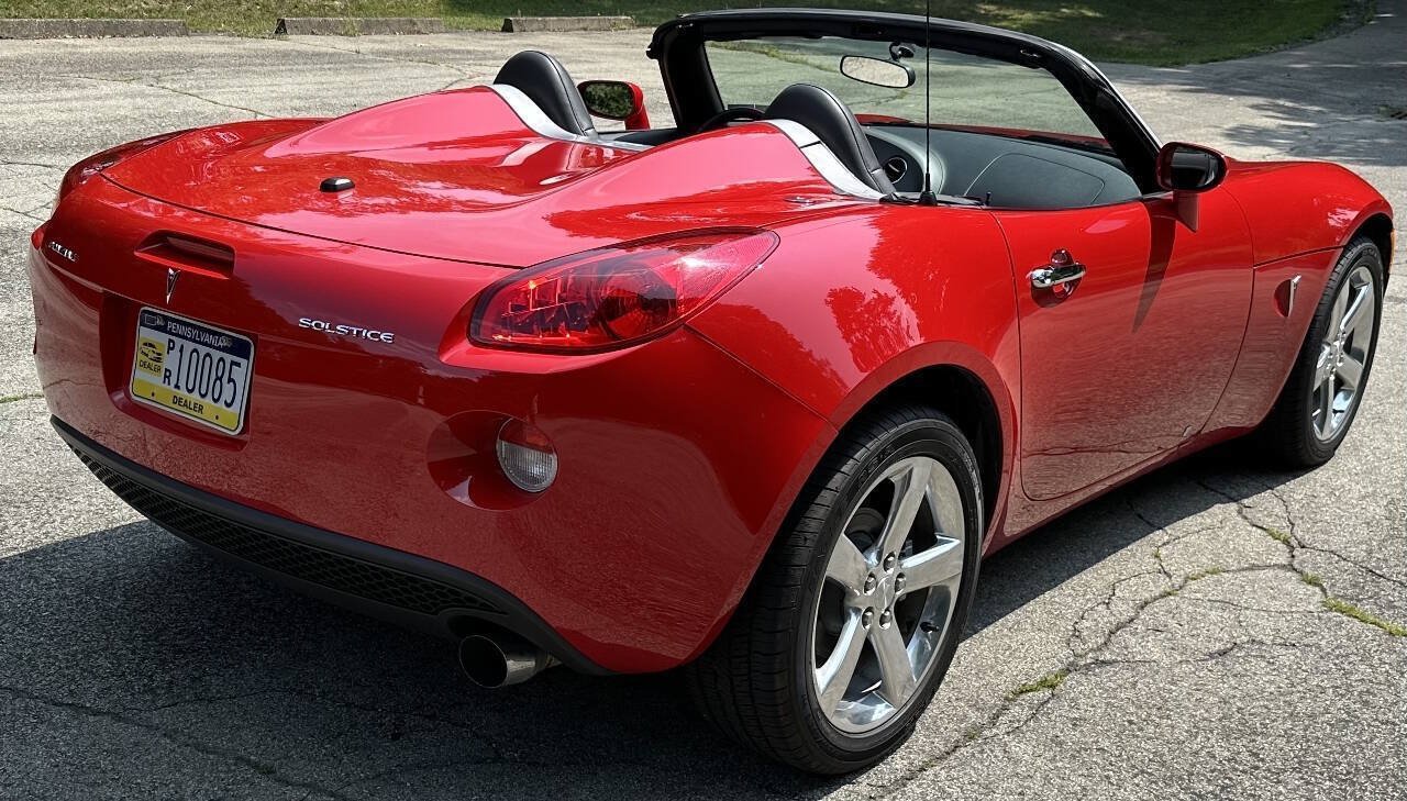 Used 2006 Pontiac Solstice Convertible w/ Premium Package RWD image 24