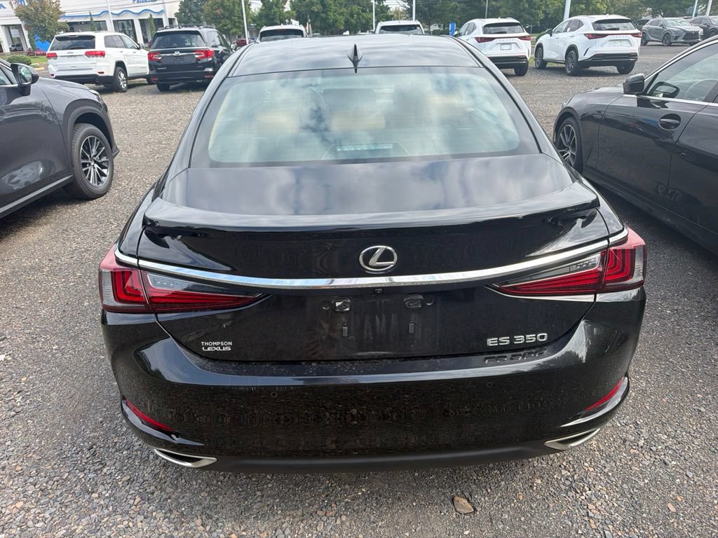 Used 2025 Lexus ES 350 w/ Premium Package FWD image 5