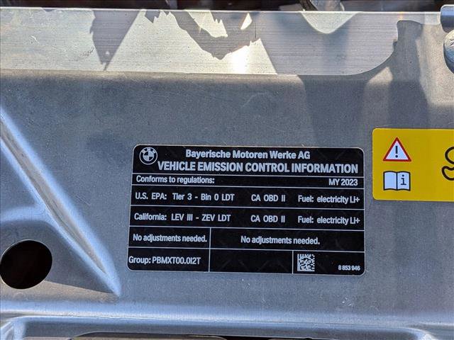 Certified 2023 BMW iX M60 w/ Executive Package AWD/4WD image 27