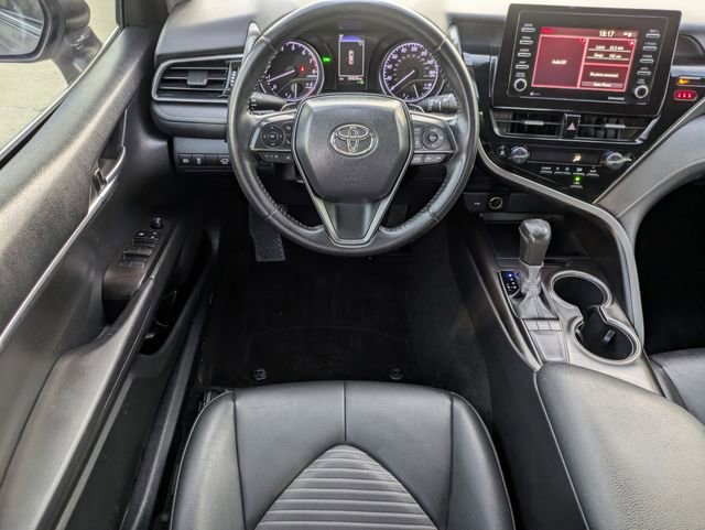Used 2022 Toyota Camry SE image 12