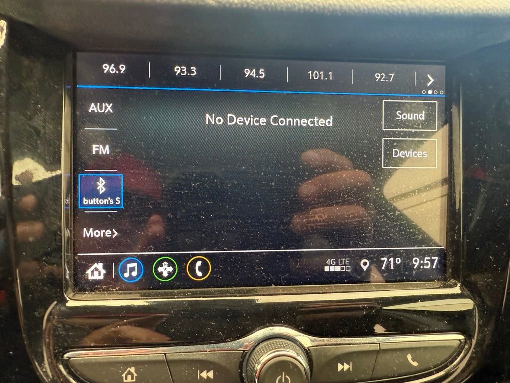 Used 2018 Chevrolet Trax LT w/ LT Convenience Package image 21