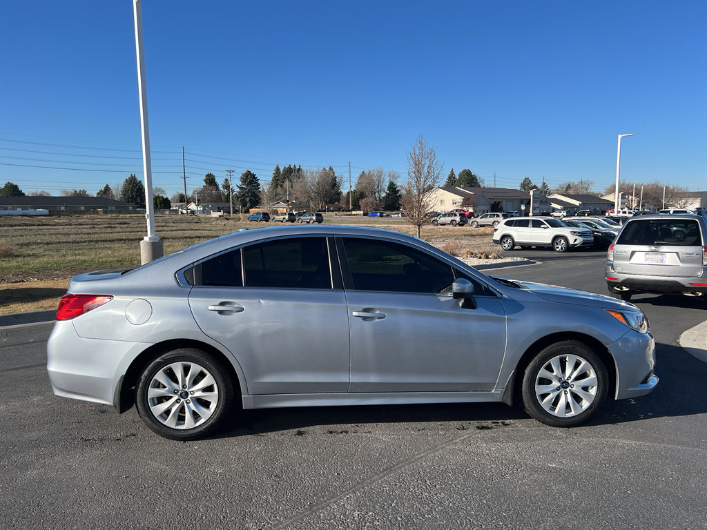 Used 2015 Subaru Legacy 2.5i Premium w/ Moonroof Package AWD/4WD image 5