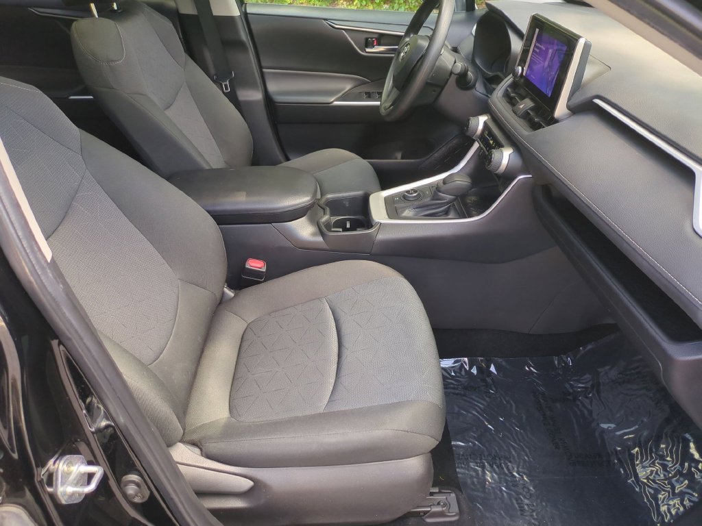 Used 2024 Toyota RAV4 XLE w/ Convenience Package AWD/4WD image 36