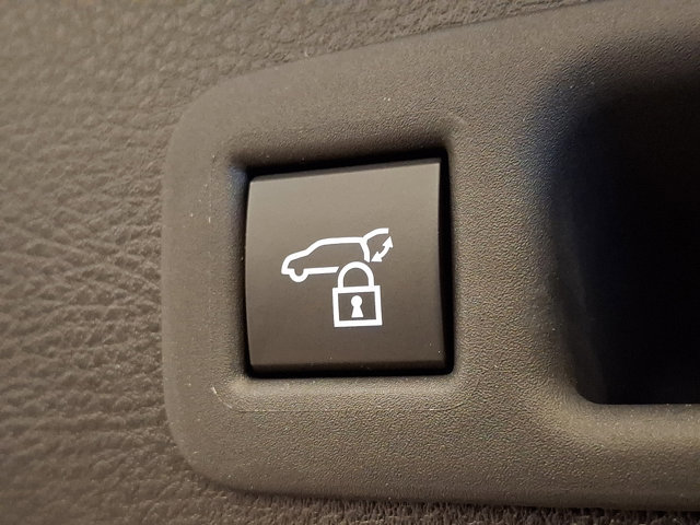 Used 2026 Toyota Sienna XLE image 29