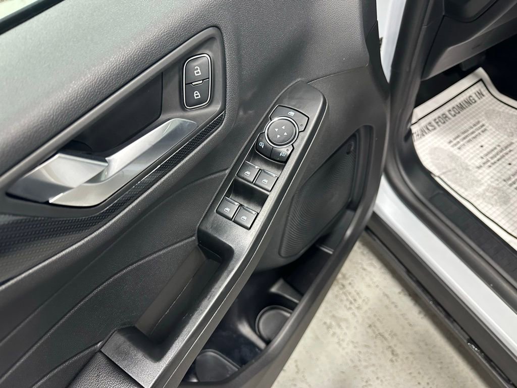 Used 2025 Ford Escape ST-Line AWD/4WD image 9