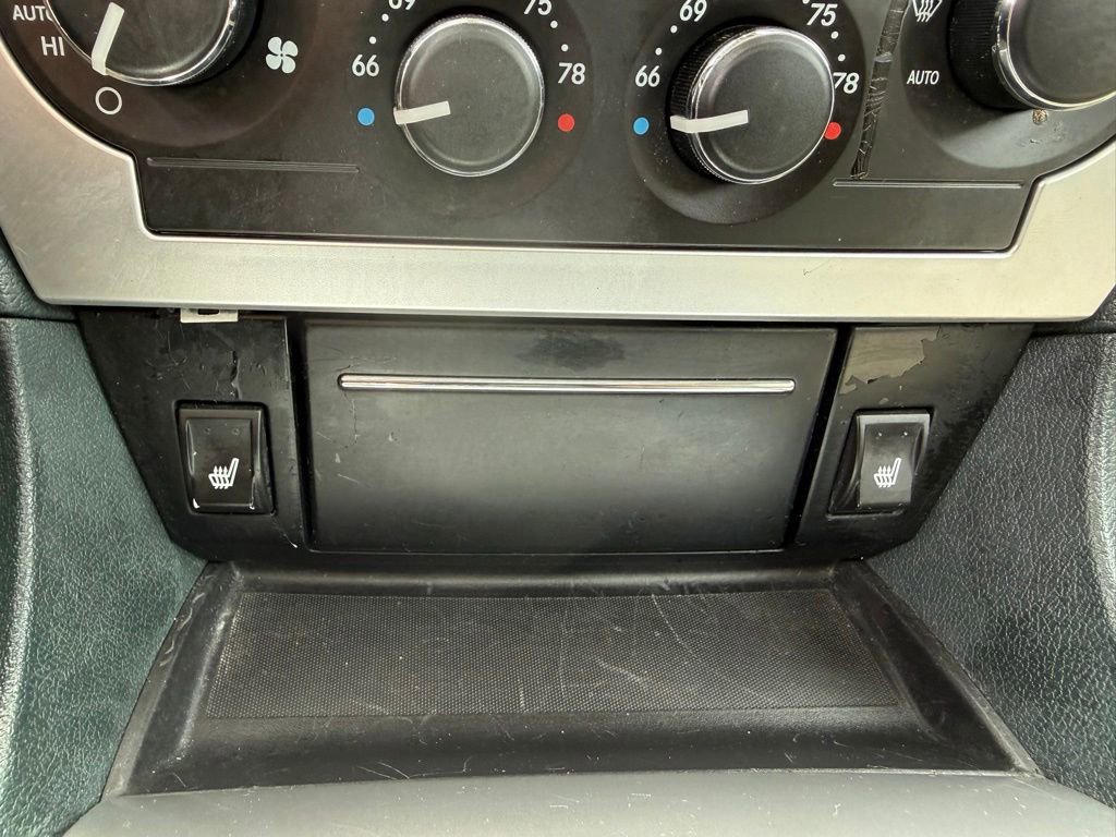 Used 2005 Chrysler 300 C w/ Navigation & Sound Group II RWD image 23