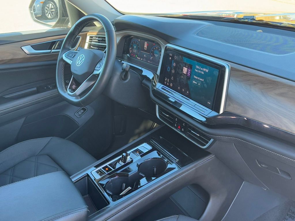 Used 2024 Volkswagen Atlas SE image 5