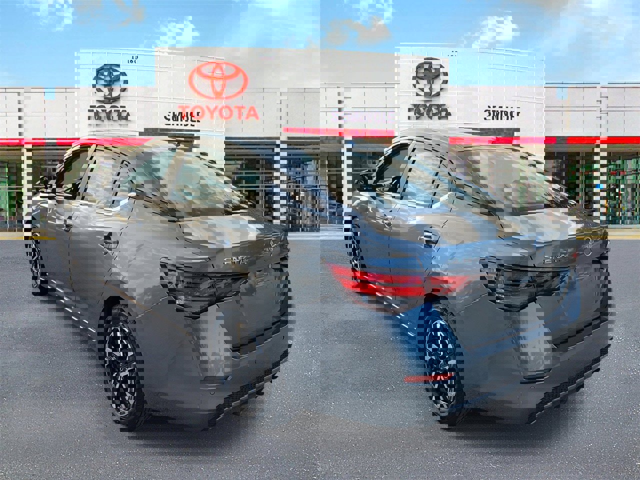 Used 2024 Nissan Sentra SV image 4
