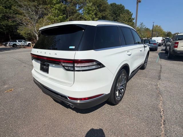 New 2025 Lincoln Aviator Reserve w/ Luxury Package image 17