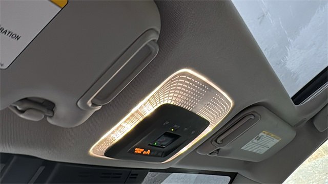 Used 2024 Toyota Prius XLE image 23