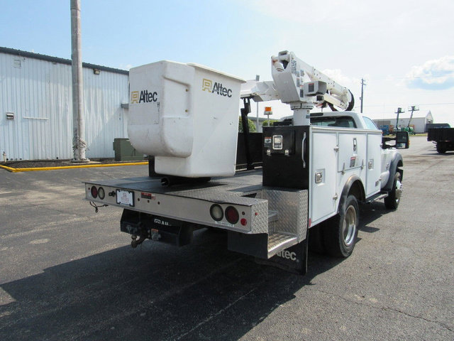 Used 2016 Ford F550 2WD Regular Cab Super Duty image 5