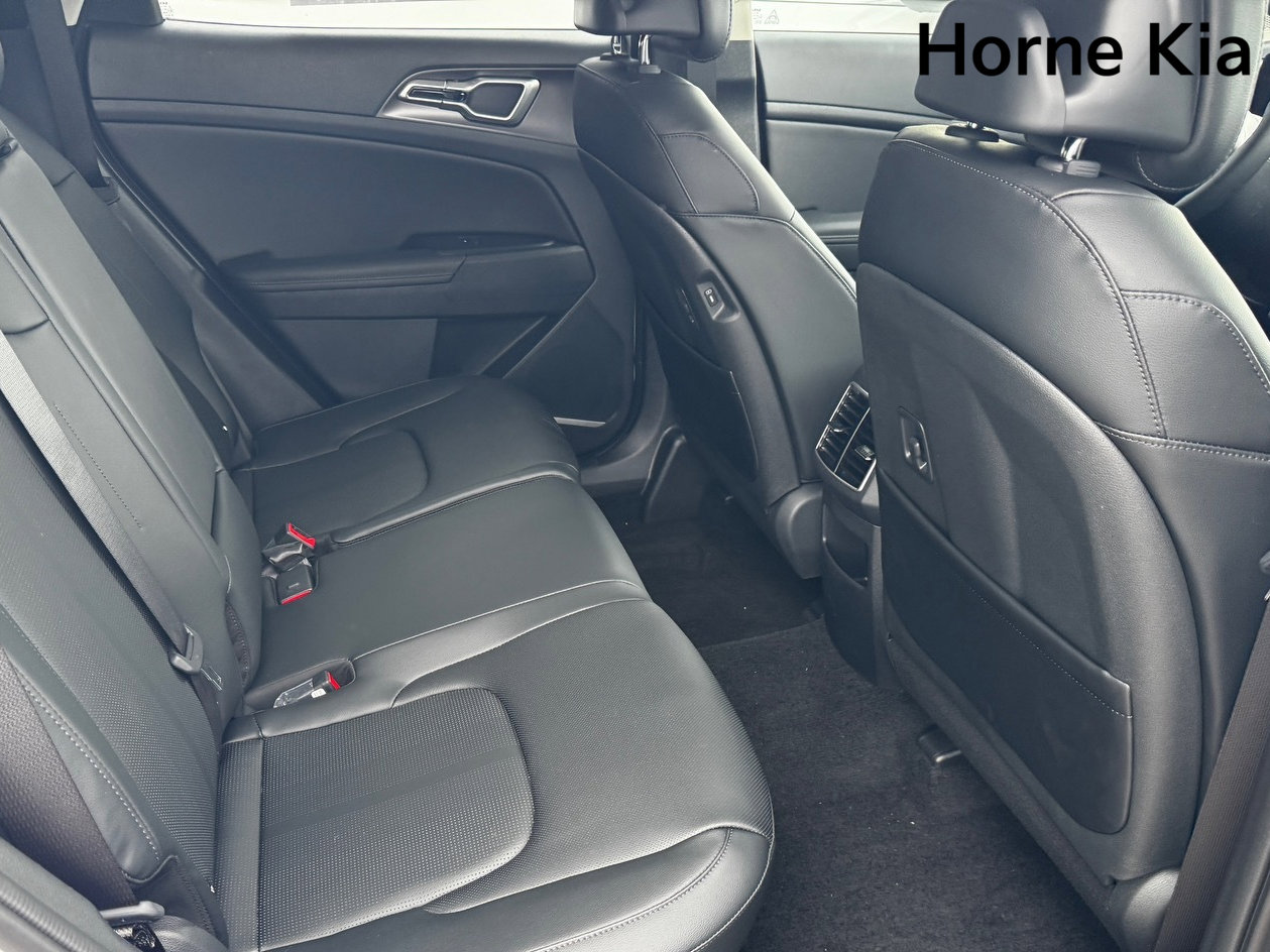 New 2026 Kia Sportage EX image 18