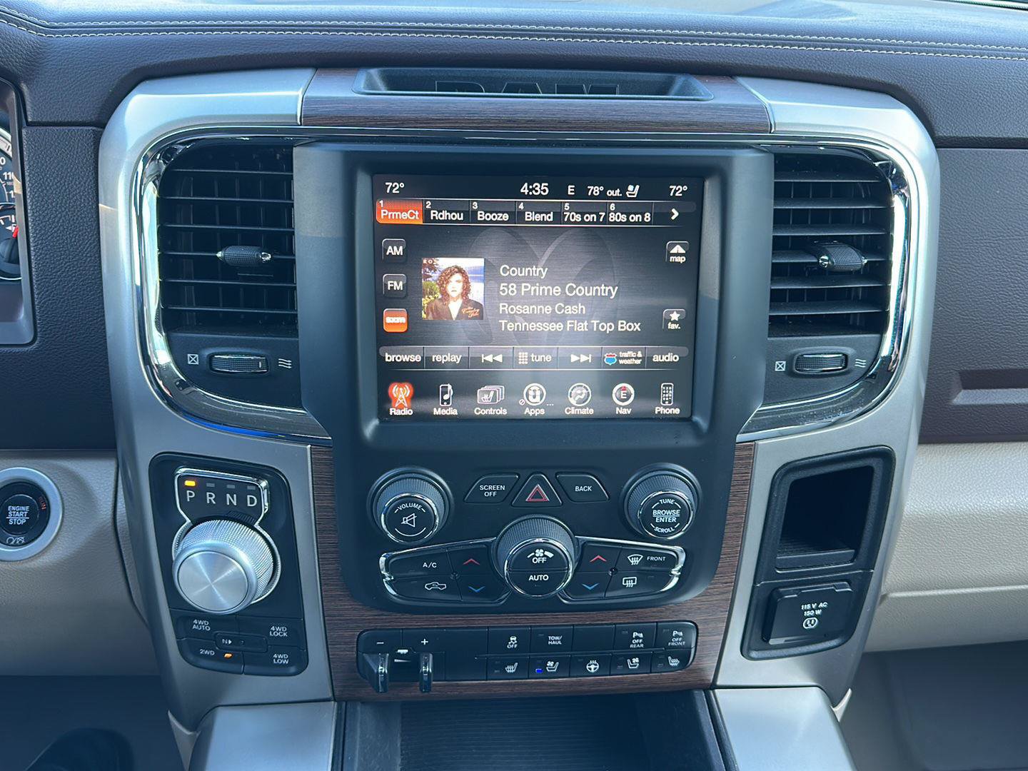 Used 2017 RAM 1500 Laramie w/ Convenience Group AWD/4WD image 24