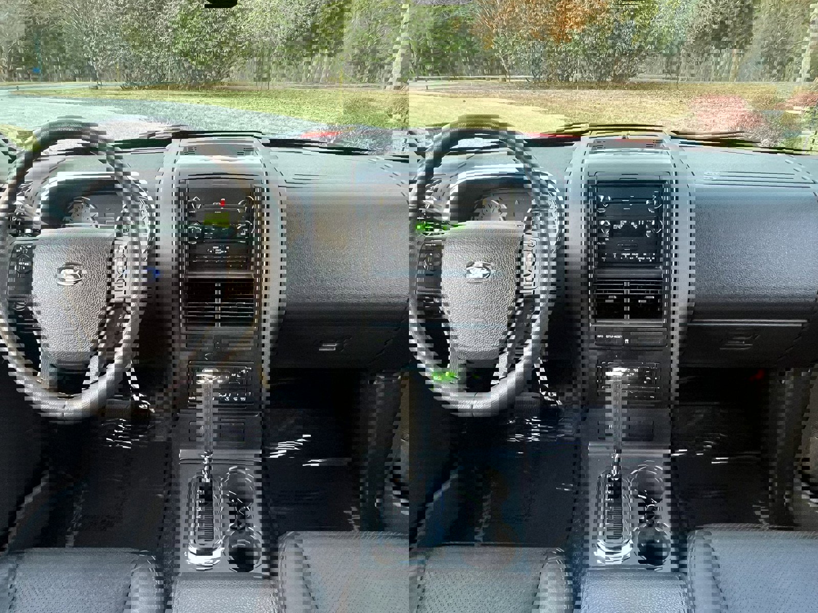 Used 2008 Ford Explorer Sport Trac Adrenalin image 14