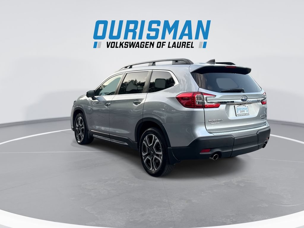Used 2023 Subaru Ascent Touring AWD/4WD image 6
