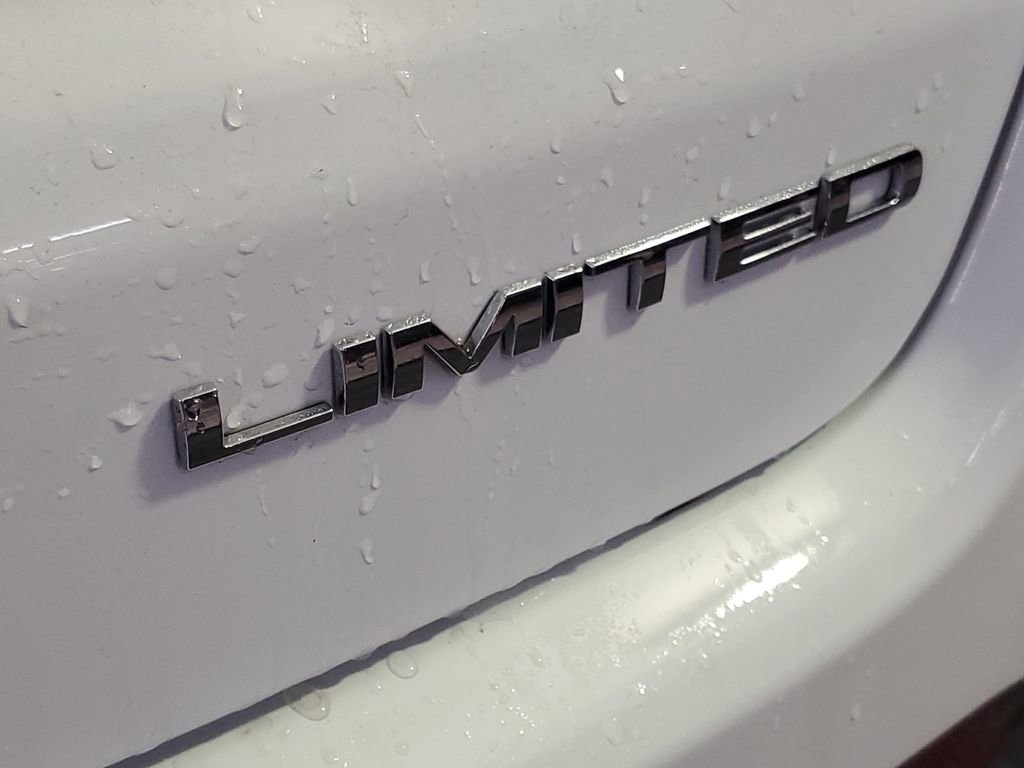 Used 2023 Jeep Compass Limited image 10