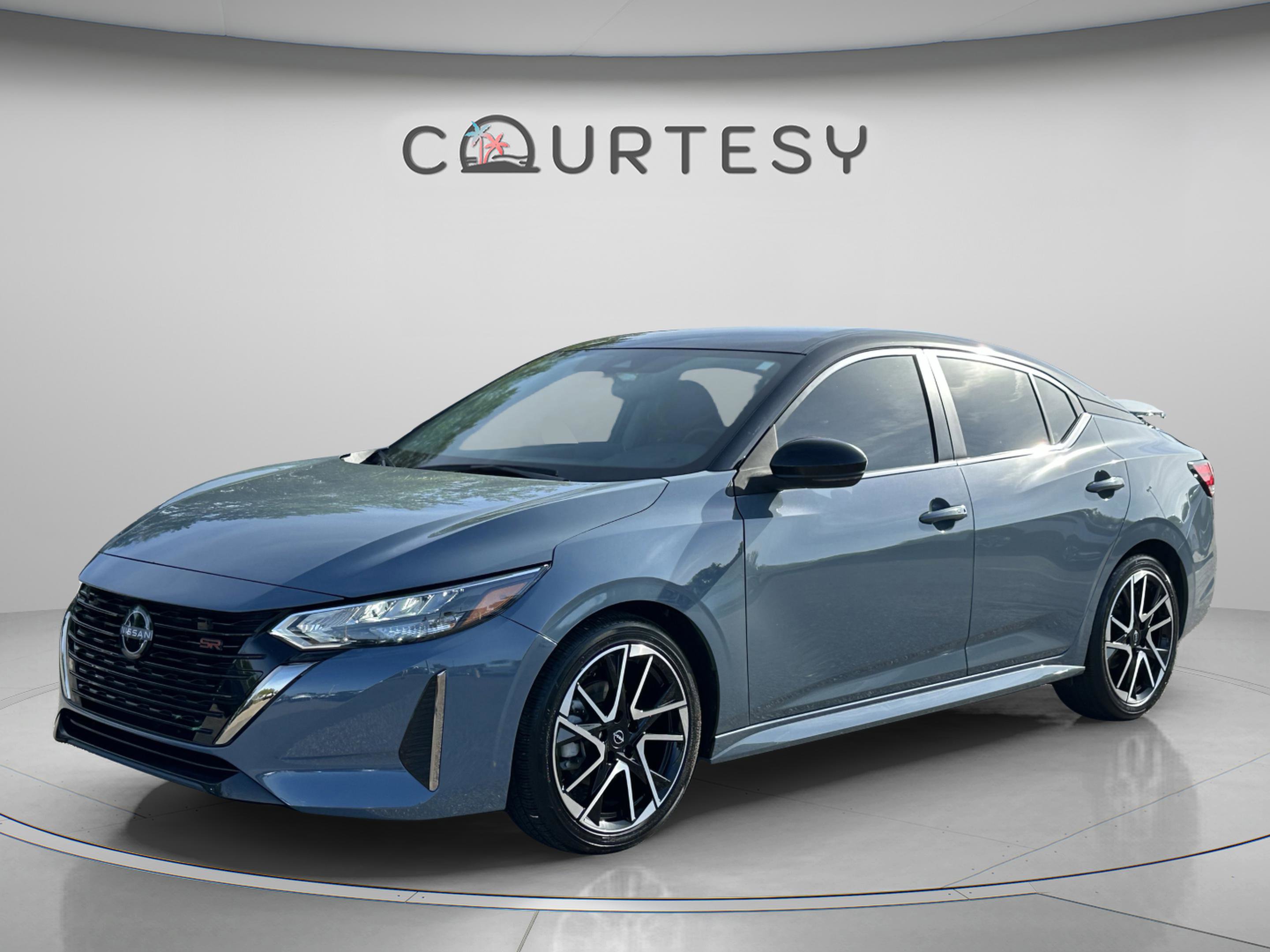 Certified 2025 Nissan Sentra SR image 1