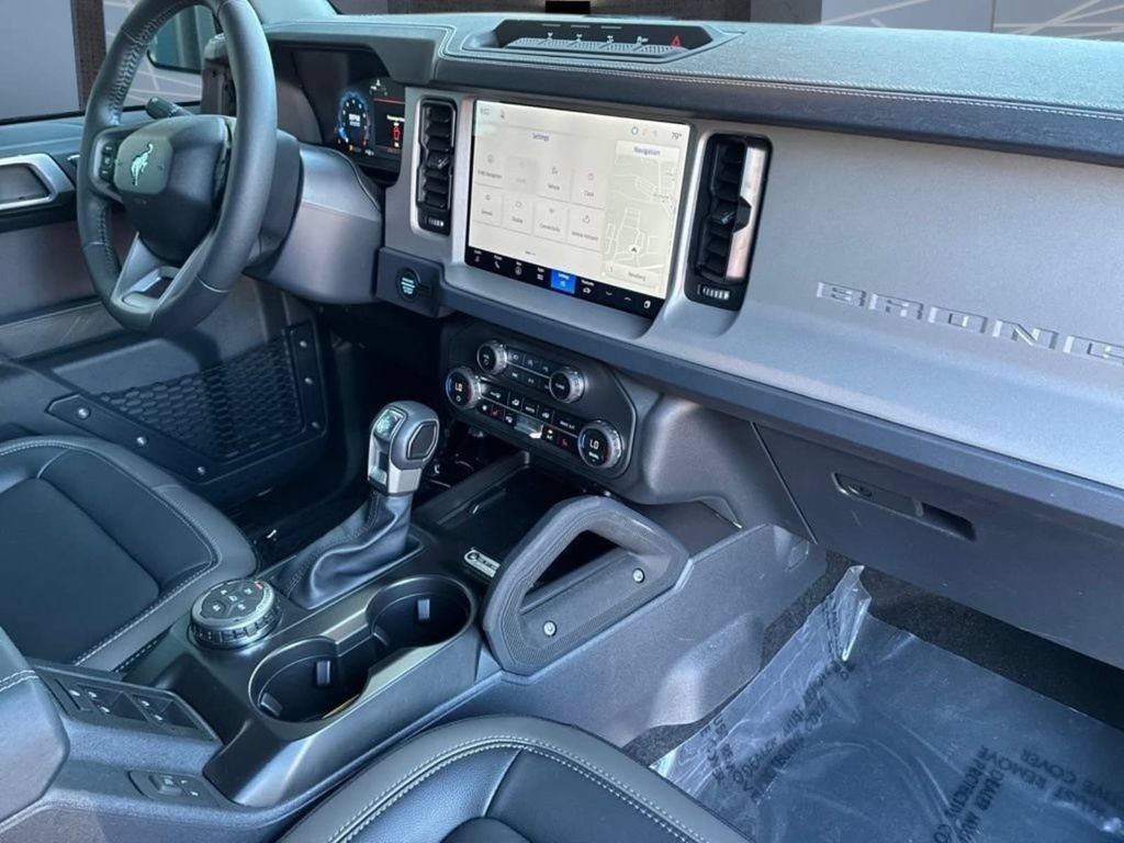 Used 2026 Ford Bronco Outer Banks w/ Sasquatch Package AWD/4WD image 22
