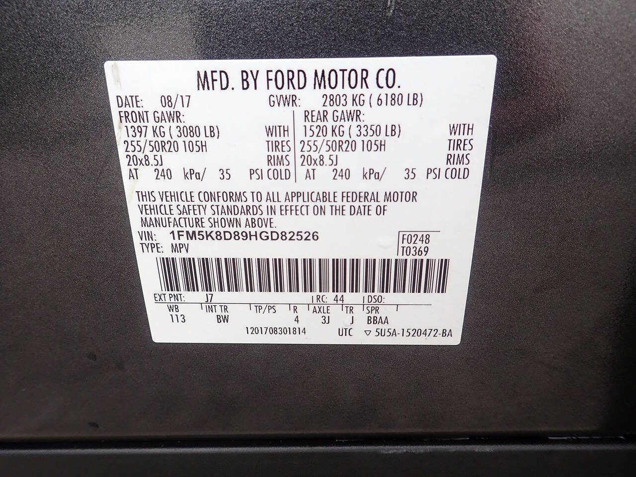 Used 2017 Ford Explorer XLT w/ Equipment Group 202A AWD/4WD image 8